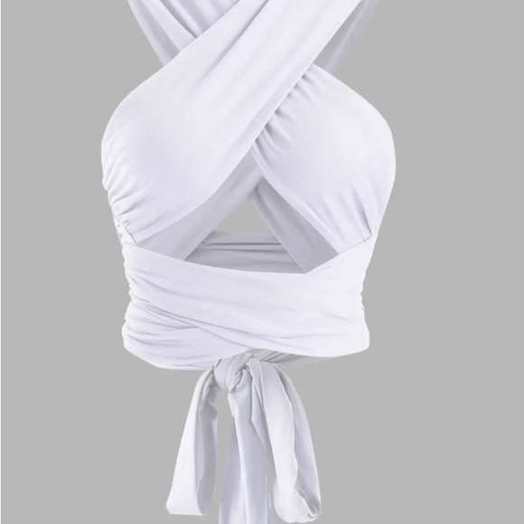 Hot pink ZAFUL top. Should look like the white top in pics if put on correctly. - Picture 2 of 4